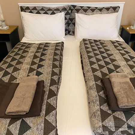 Dohany By Kalvin * Budapest