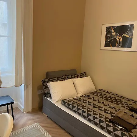 Apartment Dohany By Kalvin