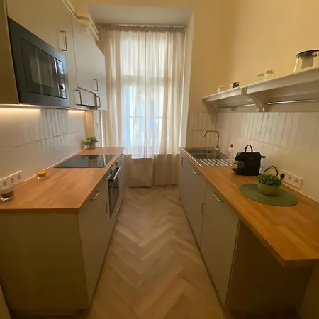 Apartment Dohany By Kalvin