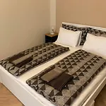 Dohany By Kalvin Budapest